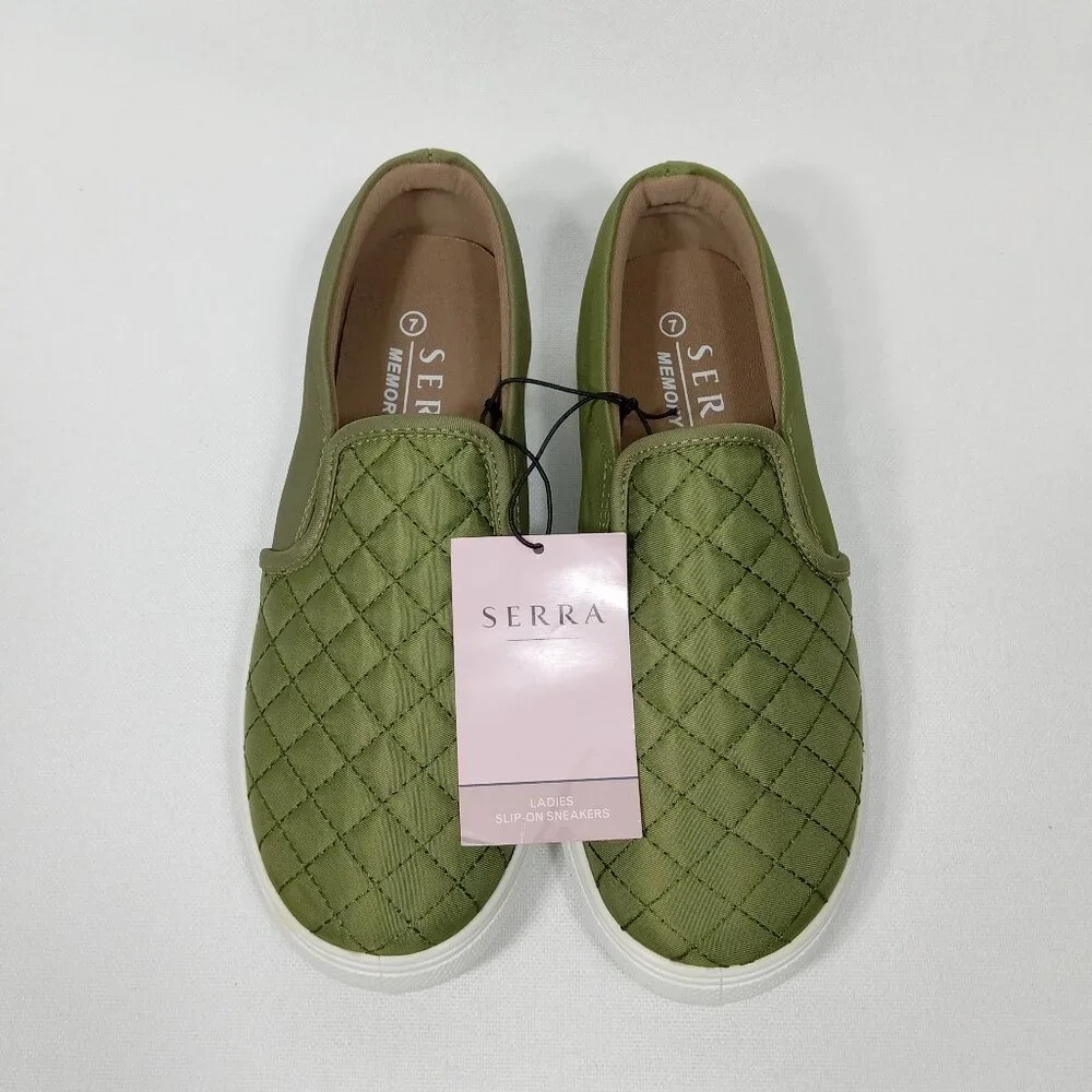 SERRA Women's Quilted Memory Foam Green Slip On Loafer Size 7 *NWT